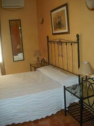 Pension Los Montes Granada