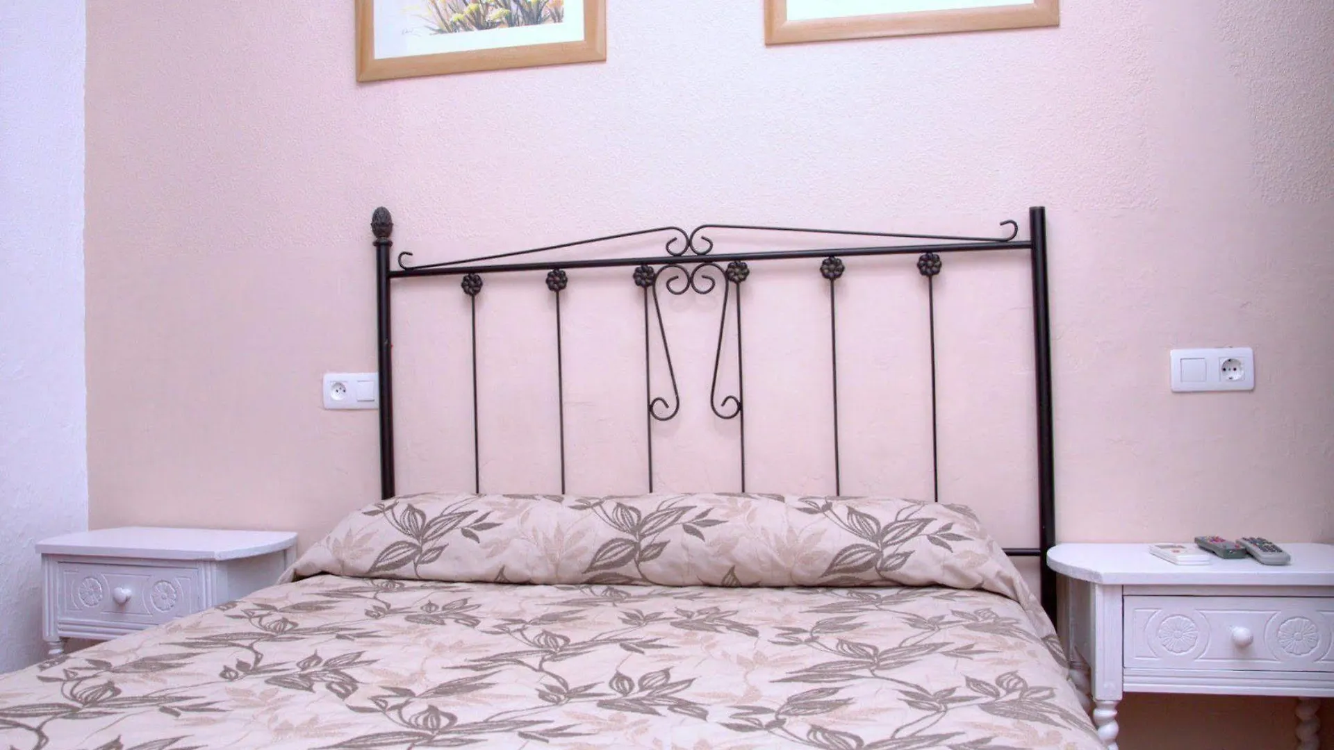 Hotel Pension Los Montes Granada