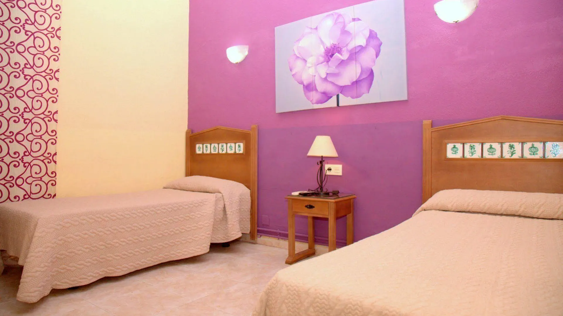 Hotel Pension Los Montes Granada