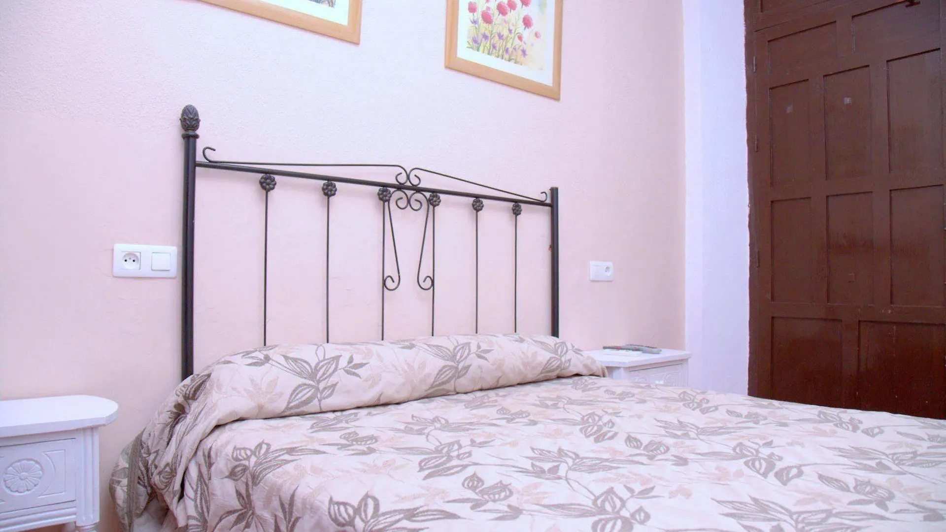 Hotel Pension Los Montes Granada