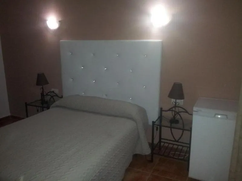 Pension Los Montes Granada 2*,  Spain